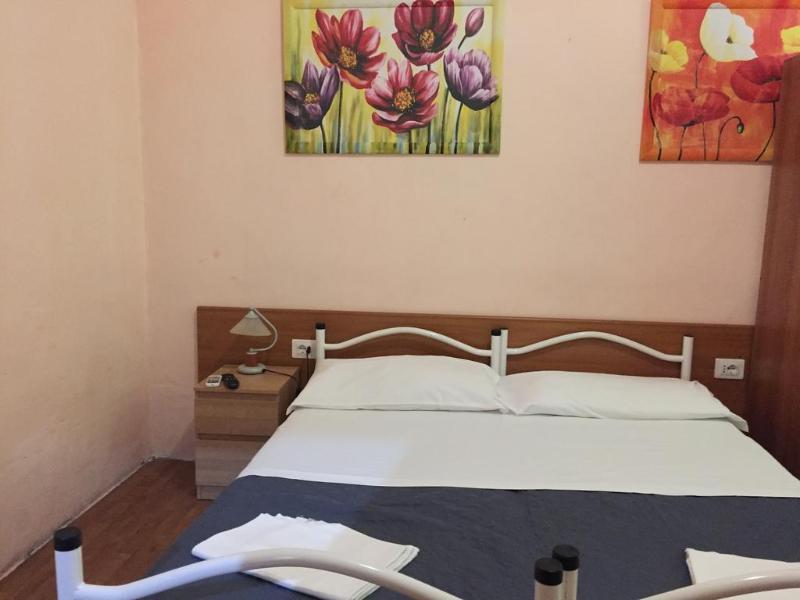Hostal Volturno House *